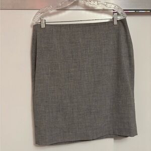 Banana Republic Classic Gray Women's Suit Skirt 12 Petite